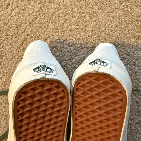 Vans White and Green High-Top Sneakers - Picture 9 of 12